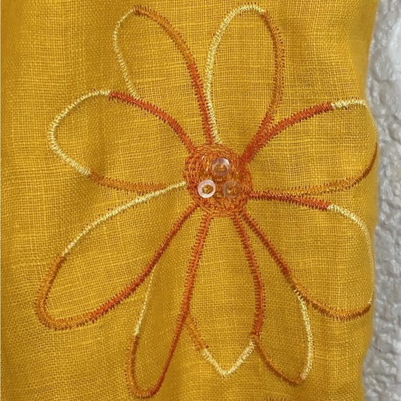 Muse Vintage linen Yellow Scalloped Edge Embroidered Floral
Pants 8 - Picture 4 of 8